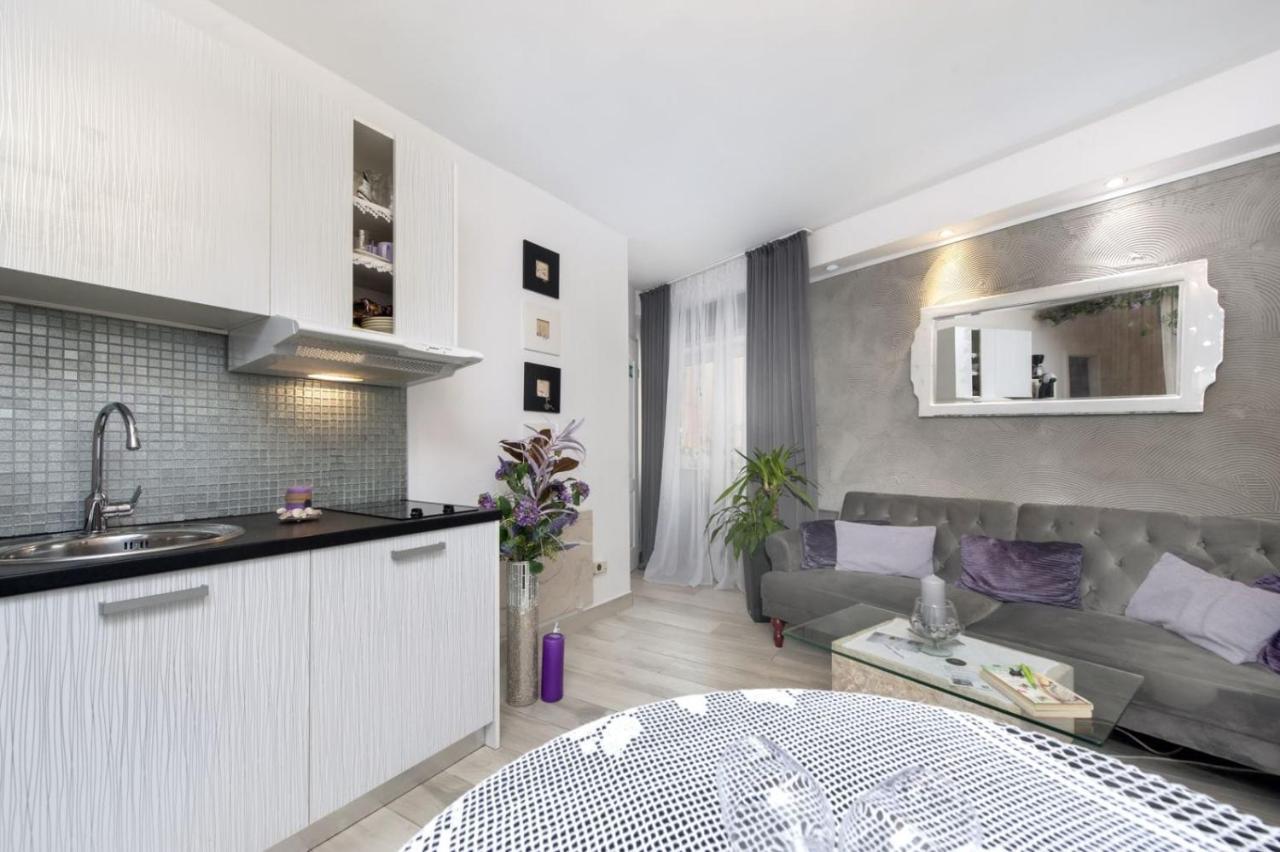 Apartments Casa Ivona โรวีน ภายนอก รูปภาพ